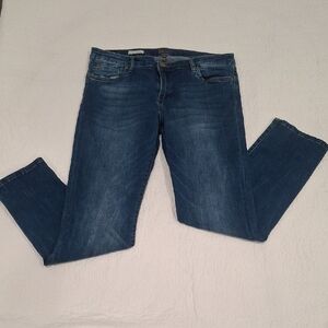 Kut from the Kloth Women's Dark Blue Straight Leg Jeans Size 12
